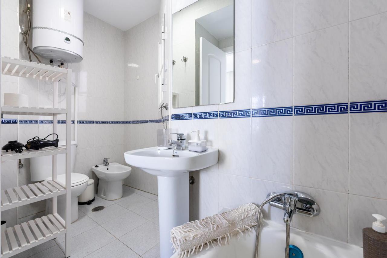 Apartamento Centrico La Victoria Apartment Malaga Ngoại thất bức ảnh